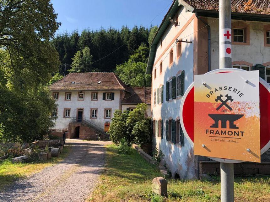 Ferienwohnung La Demeure Des Forges Grandfontaine  Exterior foto